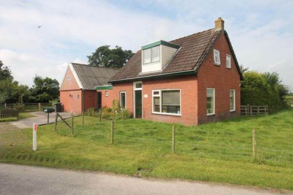Woning Rohelsterweg 2 Buitenpost