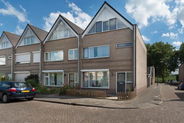 Woning Maasstraat 49 Hardinxveld-Giessendam
