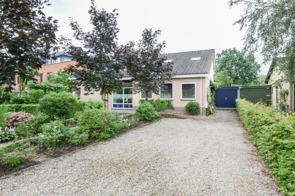 Woning Slingerlandstraat 1 Meerkerk