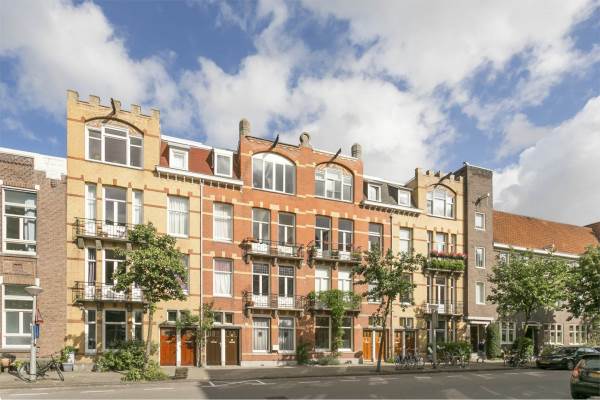 Woning Hogeweg 67III Amsterdam