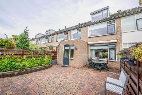 Woning Spuistraat 9 Maasdam