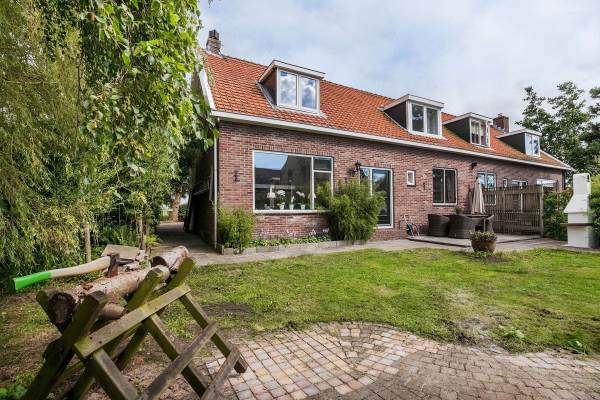 Woning Sluisstraat 11 Oostknollendam