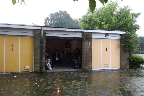 Garage Vlaardingerdijk 68 Schiedam