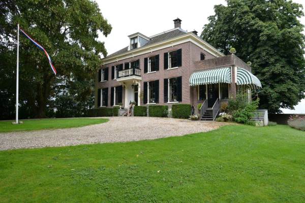 Woning Tielsestraat 136 Herveld