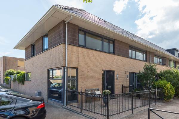 Woning Boterbloem 31 Hendrik-Ido-Ambacht