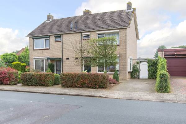 Woning Acaciastraat 8 Zevenaar