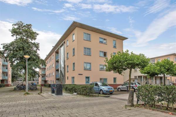 Woning J.C. van Epenstraat 25 Amsterdam