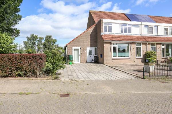 Woning Sjouke van der Kooistrjitte 24 Wirdum