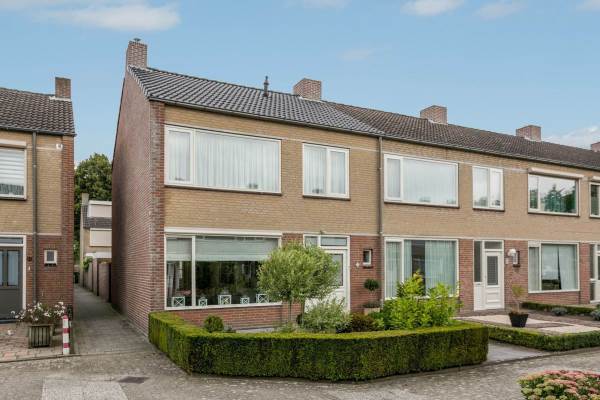 Woning Van Oost-Frieslandstraat 12 Schijndel