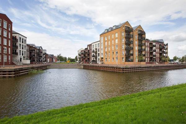 Woning IJsbaankade 129 Huizen
