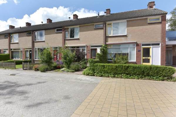 Woning Kerkweide 13 Kornhorn