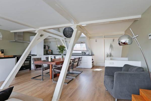 Woning Lange Herenstraat 34rood Haarlem