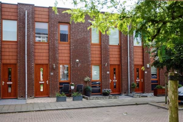 Woning Opper Van Treurenstraat 24 Heinenoord