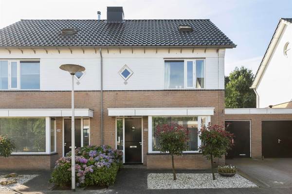 Woning Tuinfluiterstraat 22 Hengelo
