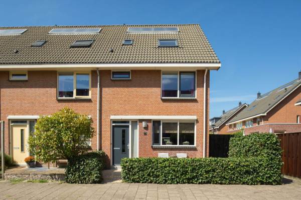 Woning Papenweide 39 Hellevoetsluis