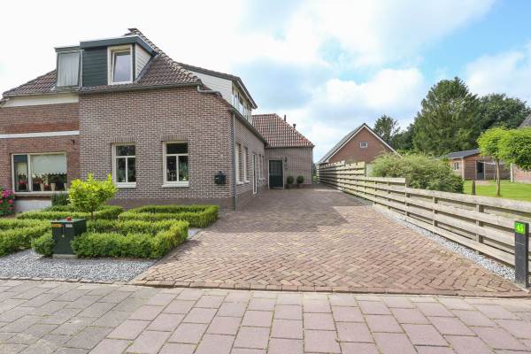 Woning Ensingwijk ZZ 45 Erica