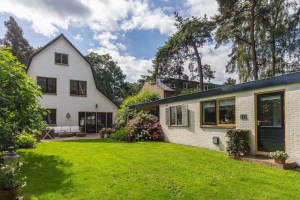 Woning Julianalaan 111 Bilthoven