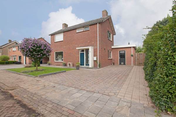 Woning Ds van Elvenstraat 4 Elim