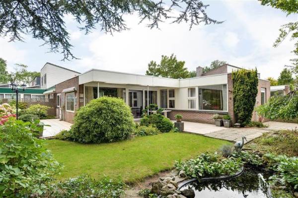 Woning van der Helstlaan 16 Heerhugowaard