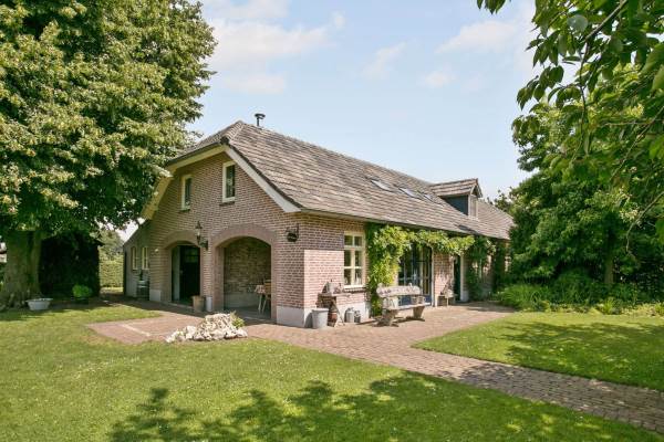 Woning Rechtestraat 12 Wilbertoord