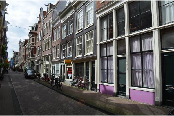 Woning Tweede Anjeliersdwarsstraat 14D Amsterdam