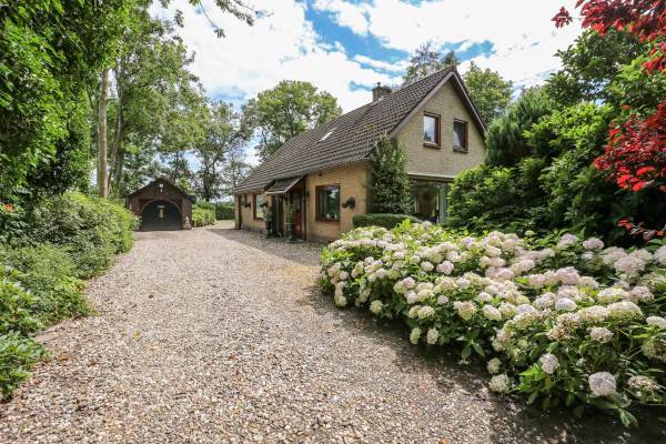 Woning Boerveenseweg 2 Rouveen