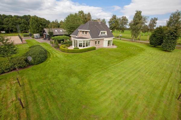 Woning Kerkweg 49 Tiendeveen