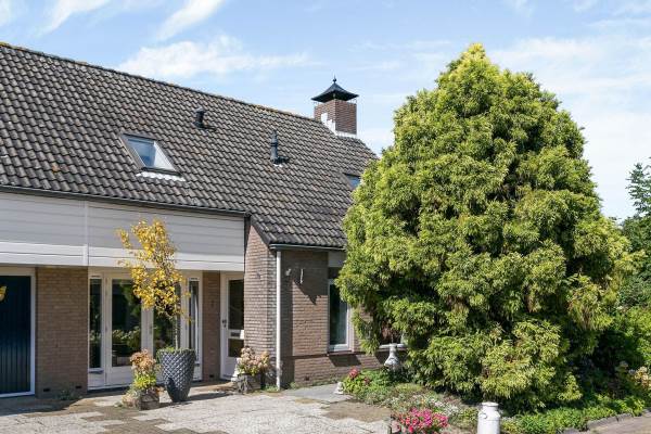 Woning Folke Bernadottelaan 7 Willemstad