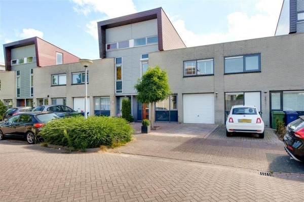 Woning E. du Perronstraat 31 Almere