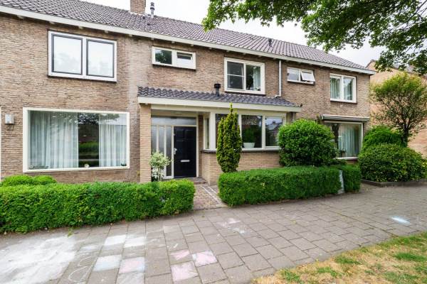 Woning van der Ploegstraat 53 Heemskerk