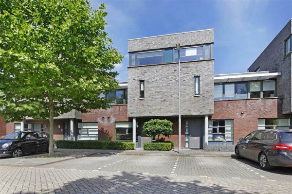 Woning Rentmeesterhof 19 Tilburg
