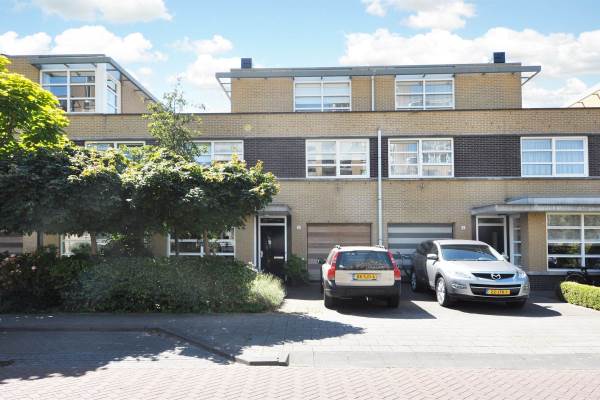 Woning Cornelis Voorhoevelaan 8 Voorburg