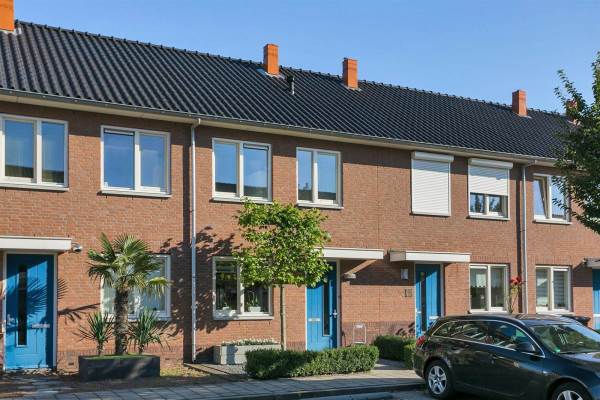 Woning Scharenburg 19 Zoelen
