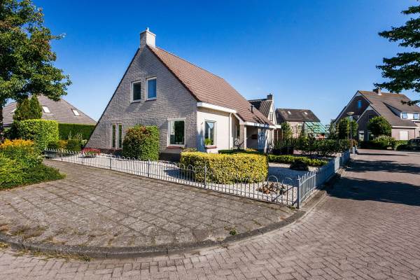 Woning Gruttostraat 1 Nijeveen