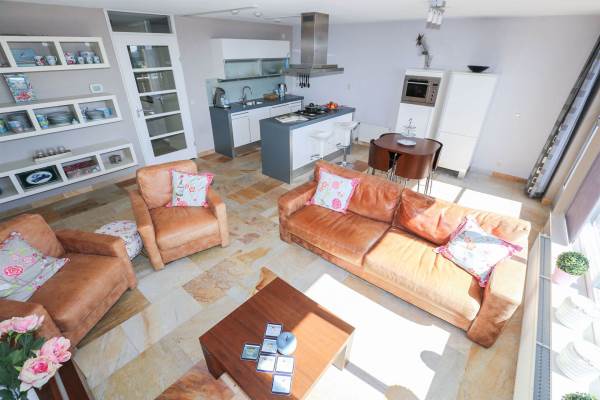 Woning Etudestraat 75a Hellevoetsluis