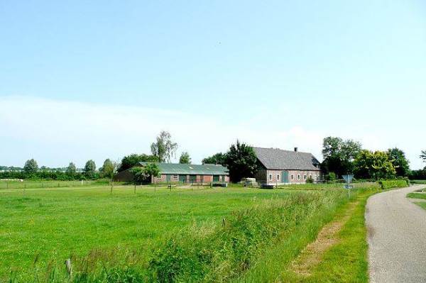 Woning Loopweg 1 Beek en Donk