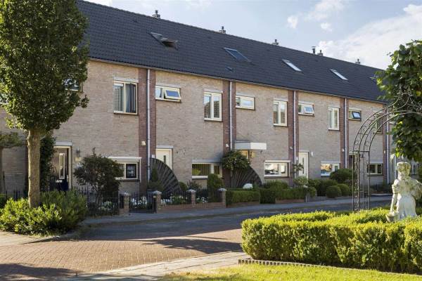 Woning Meester Folkertsstraat 18 Nijkerkerveen