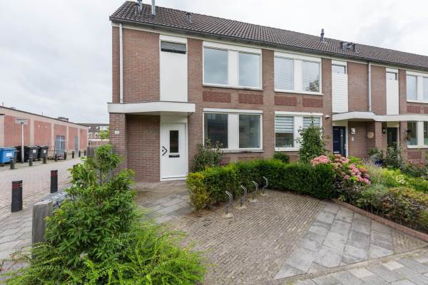 Woning Avelingen 18 Hendrik-Ido-Ambacht