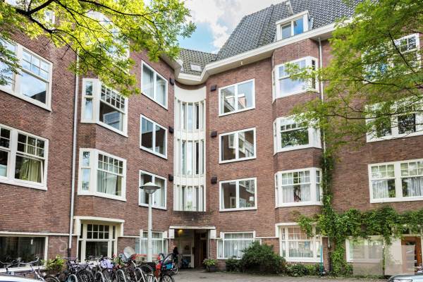 Woning Roerstraat 103III Amsterdam