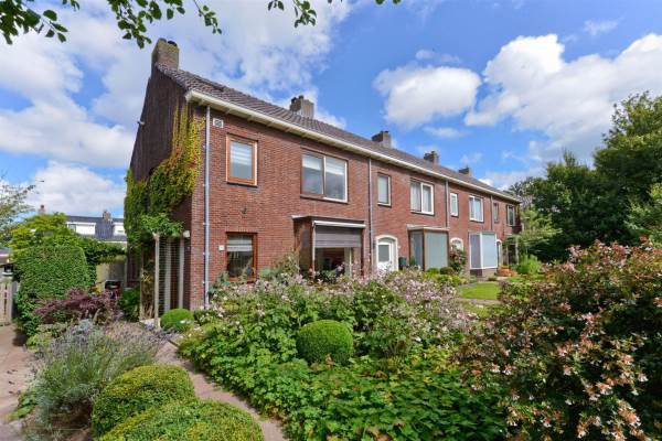 Woning Anna van Saksenstraat 21 Leiderdorp