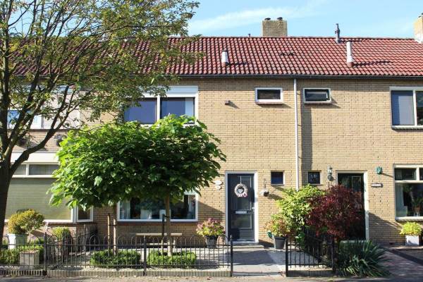Woning Almarestraat 4 Bunschoten-Spakenburg