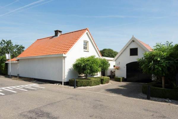 Woning Beatrixstraat 12 Hellouw