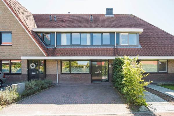 Woning Robijndreef 11 Emmen