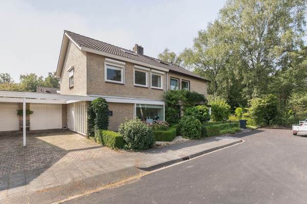 Woning Zandsteenstraat 122 't Harde