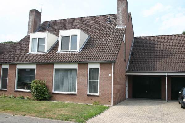 Woning Pastoor Habetsstraat 10 Oirsbeek