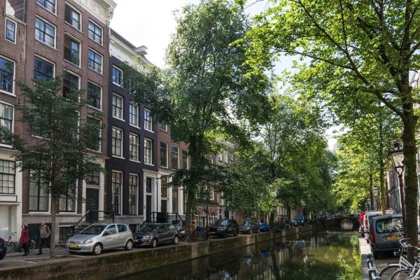 Woning Oudezijds Achterburgwal 173-A Amsterdam