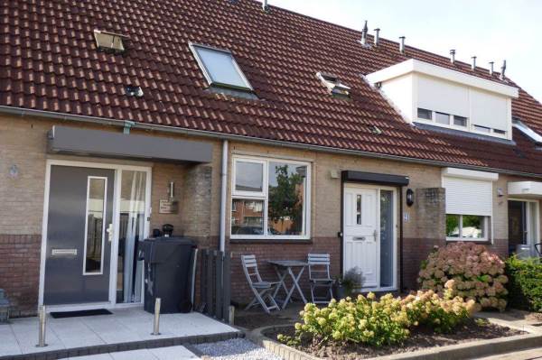 Woning Meerkoetplaats 24 Numansdorp