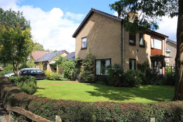 Woning Juffrouw Clewitsstraat 2 Nieuw-Roden