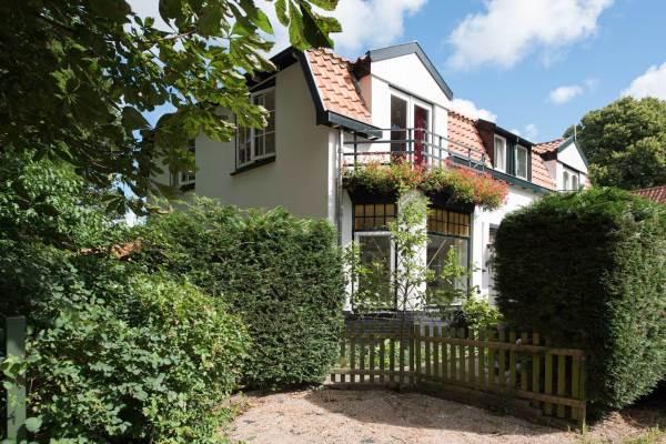 Woning Kruisweg 17 Bergen (nh)
