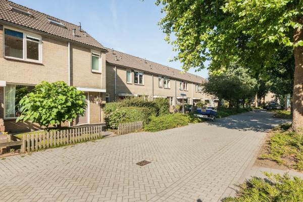 Woning André Idserdalaan 32 Meppel
